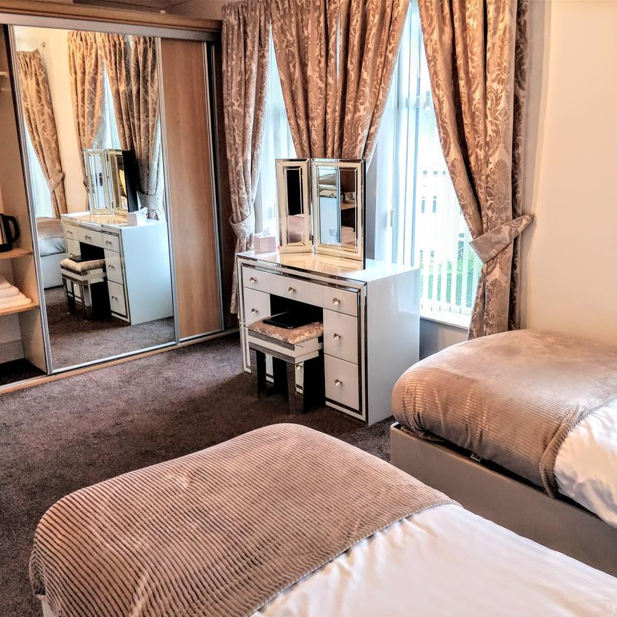 Number 43 Bed and Breakfast Londonderry Exteriör bild